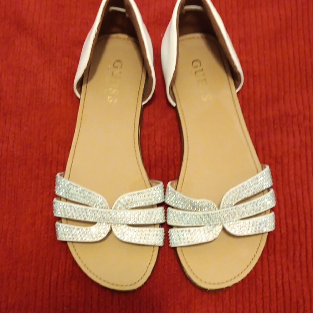 GUESS Women's Sandals in White and Silver